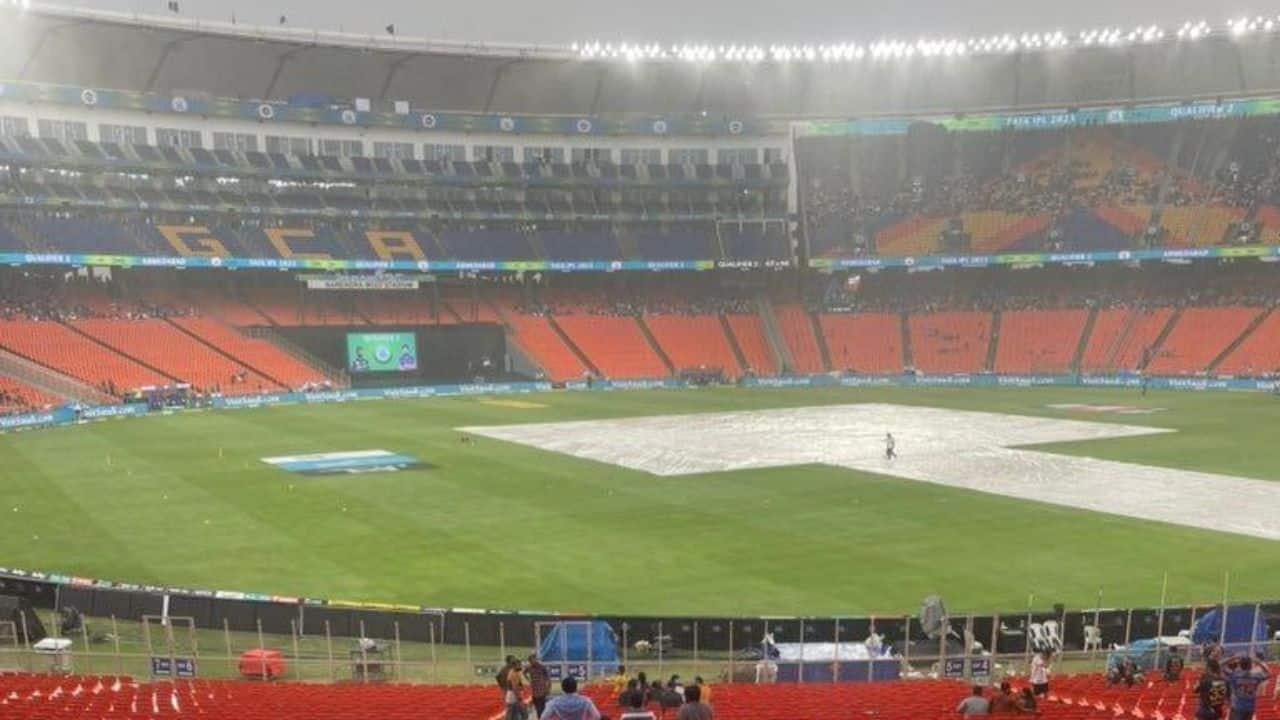 Live GT vs MI Qualifier 2 Narendra Modi Stadium, Ahmedabad Weather Report: Rain Pelting Down